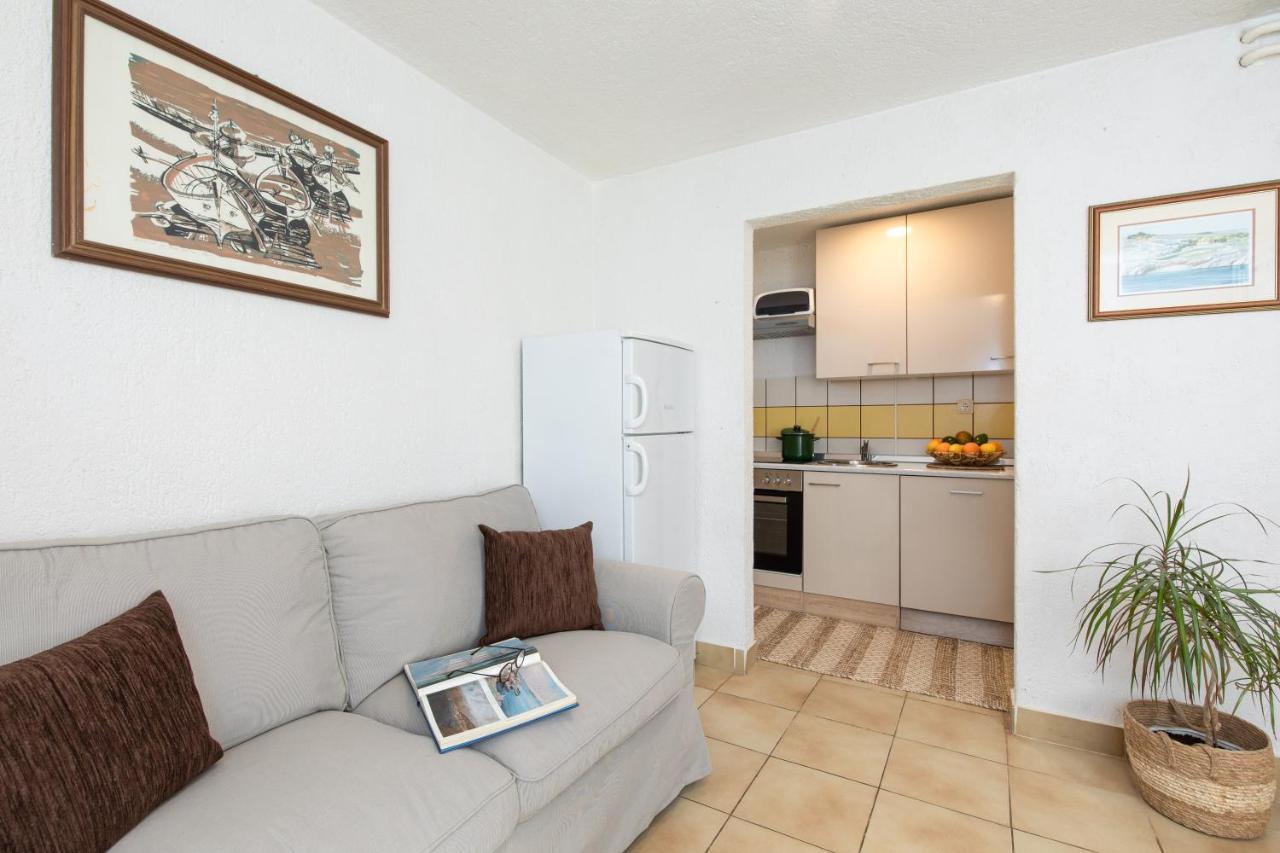Apartman Umpa Omišalj المظهر الخارجي الصورة